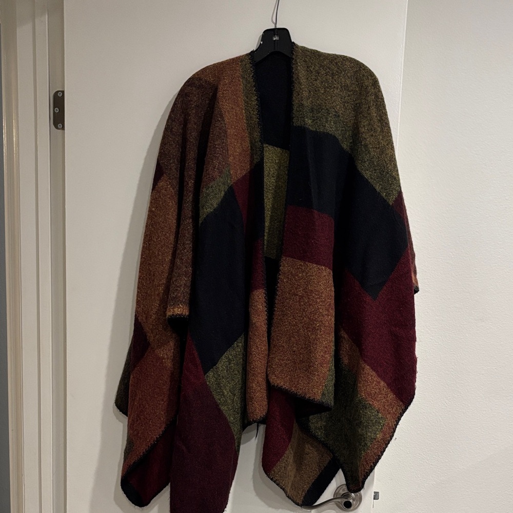 Express Multicolor Geometric Patterned Poncho